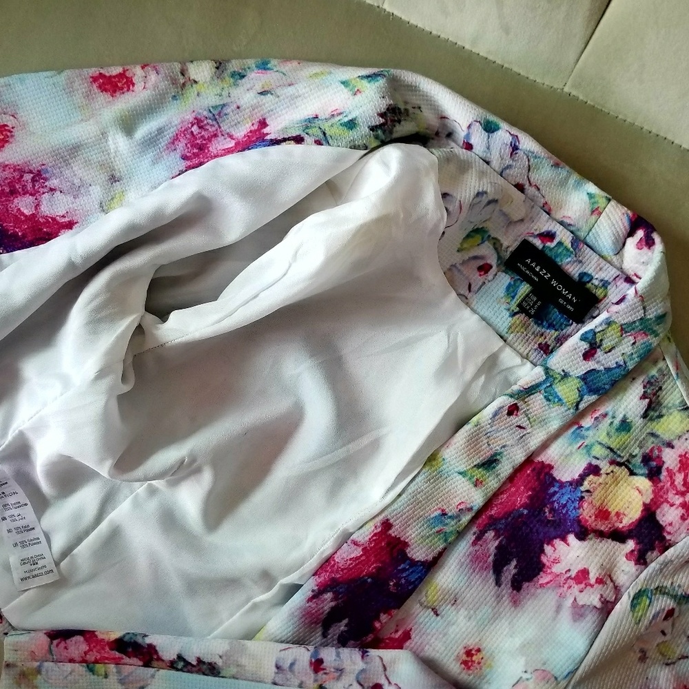 Flower Jacket - Picture 7 of 7
